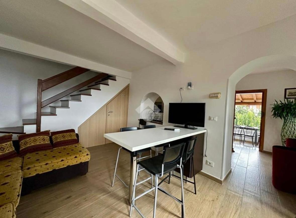 Casa Indipendente Su Due Livelli In Liguria-Vista Mare 6-7 Posti Apartment Magliolo Luaran gambar